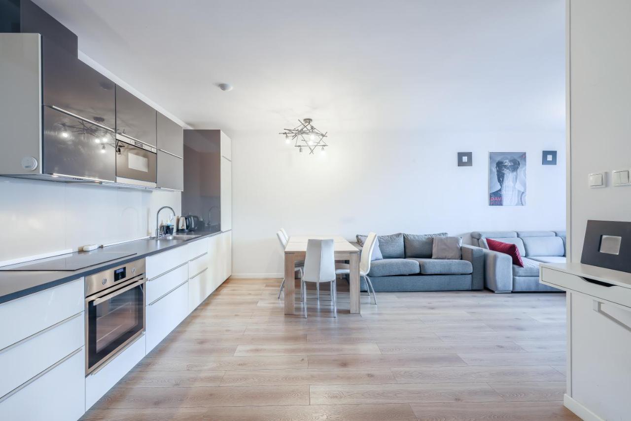 Apartmate Spacious Apartment With Balcony Oldtown For 6 People Gdańsk Kültér fotó