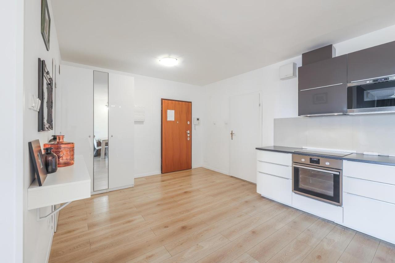 Apartmate Spacious Apartment With Balcony Oldtown For 6 People Gdańsk Kültér fotó