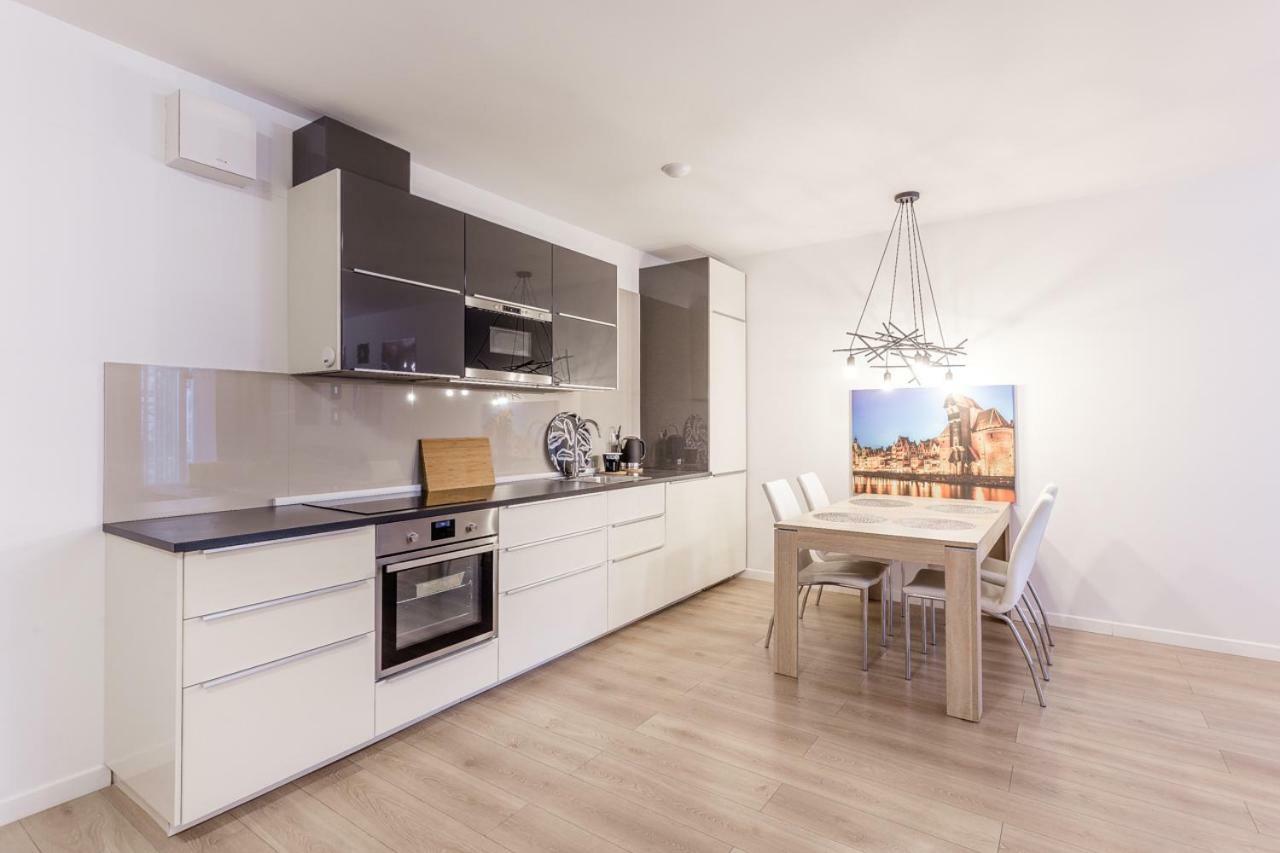 Apartmate Spacious Apartment With Balcony Oldtown For 6 People Gdańsk Kültér fotó